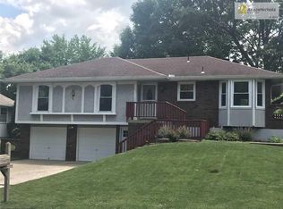 511 Mark Ln, Belton, MO 64012