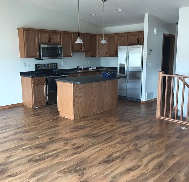 2nd image of 2157 10th St W