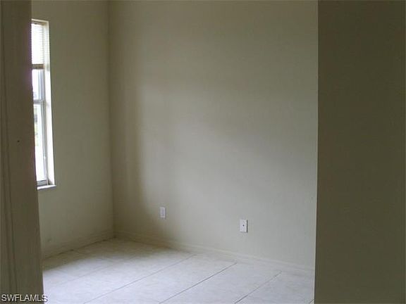 5th image of 315 Harold Ave S