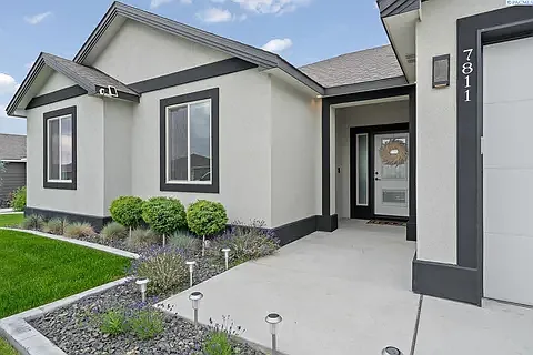 7811 Babine Dr — Photo 2