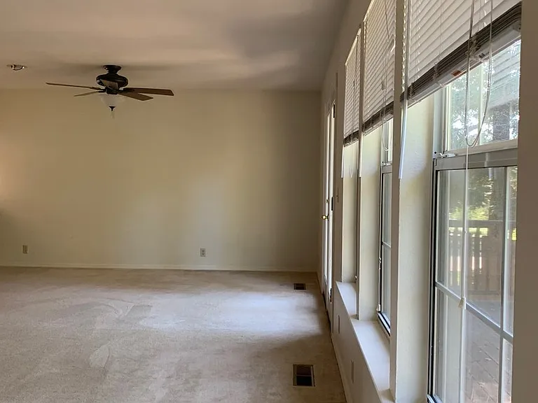 3756 Rosita Dr — Photo 7