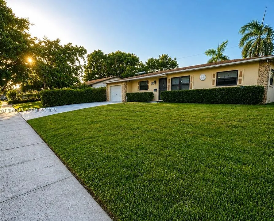 539 Sabal Palm Dr