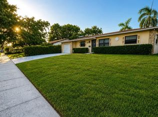 539 Sabal Palm Dr, Lake Park, FL 33403
