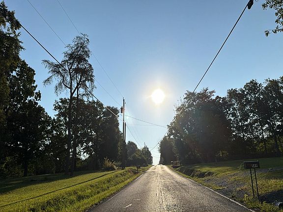 5th image of 515 District Line Rd