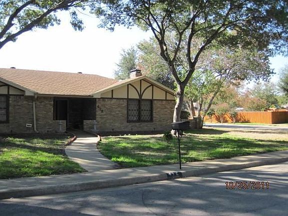 2nd image of 412 Lisa Ln