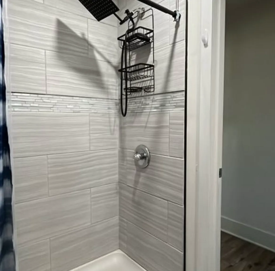 2 bed, 1.0 bath, 1100 sqft, $1,700 — Photo 4