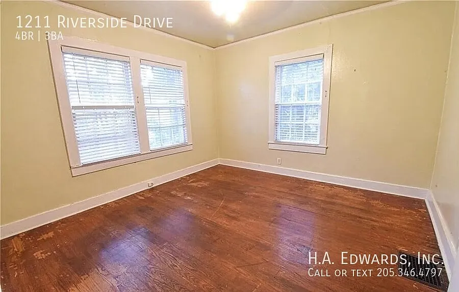 1211 Riverside Drive — Photo 4