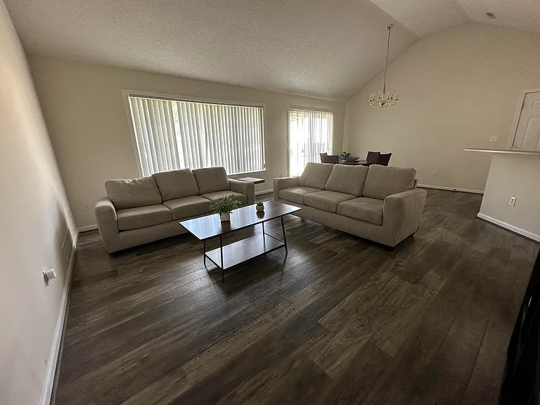 803 Ames Dr — Photo 6