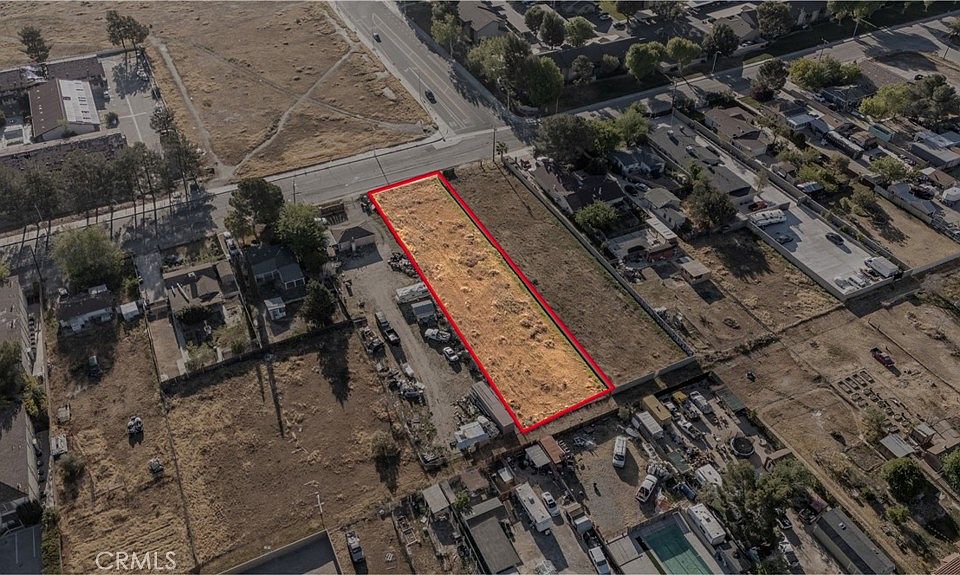 1st image of 0 17th St W
