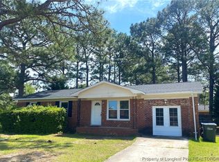 709 Glacier Cir, Fayetteville, NC 28311