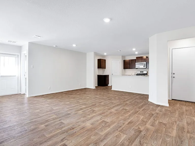13512 Waxman Spark — Photo 4
