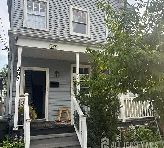 297 Sutton St — Photo 13