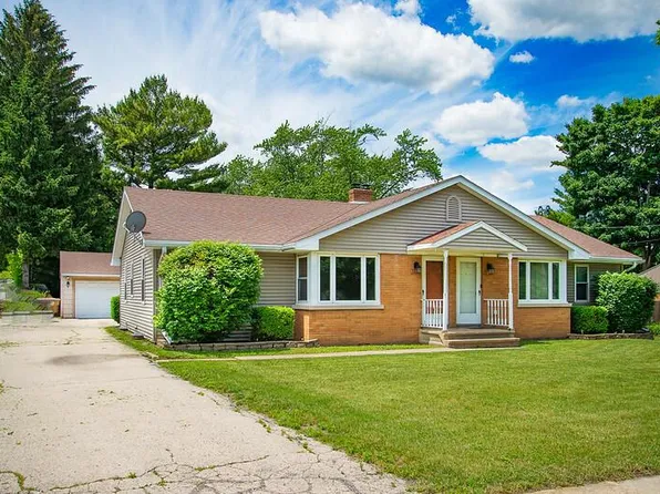3828 39th AVENUE #3830, Kenosha, WI 53144