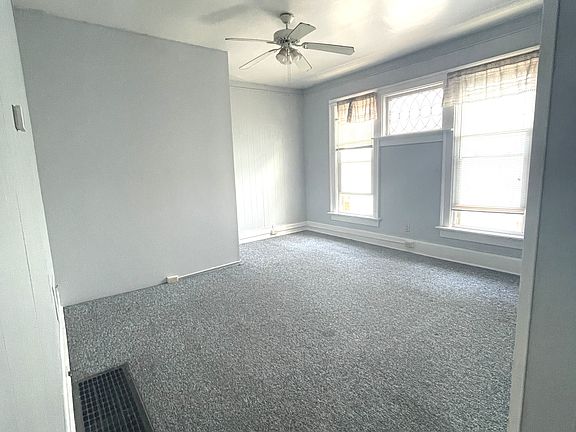 5th image of 257 W 8th St #4