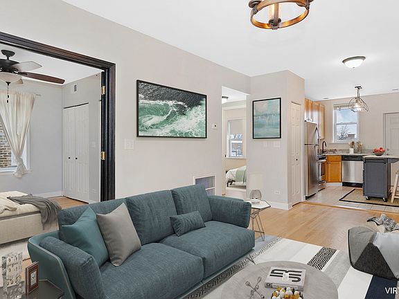 4th image of 2915 W Leland Ave APT 3E