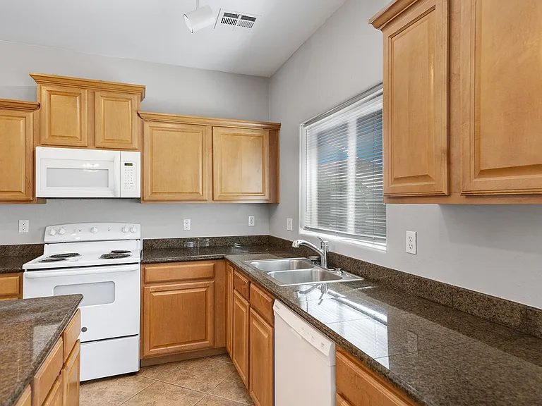 2725 W Jasper Butte Dr — Photo 14