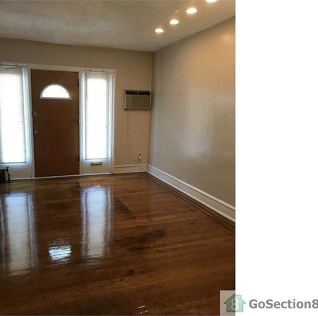 1st image of 5327 Kershaw St