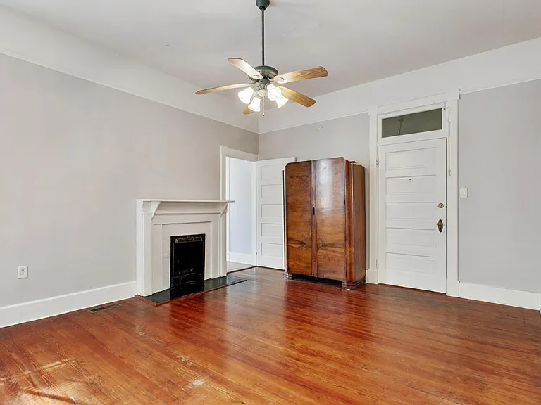 214 W Park Ave #A — Photo 4