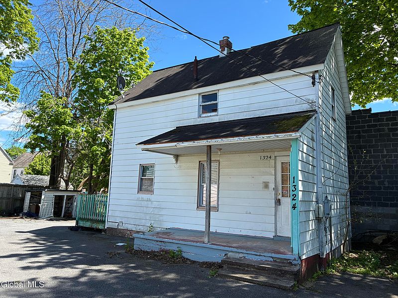 2nd image of 1324 8th Avenue