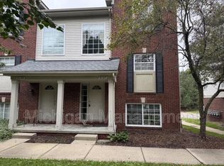 3107 Promenade Cir, Ann Arbor, MI 48108