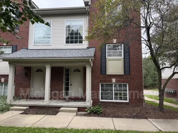 3107 Promenade Cir, Ann Arbor, MI 48108