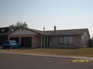 425 6th Ave SE, Cut Bank, MT 59427