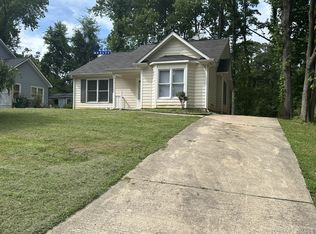 7528 Claymont Dr, Charlotte, NC 28227