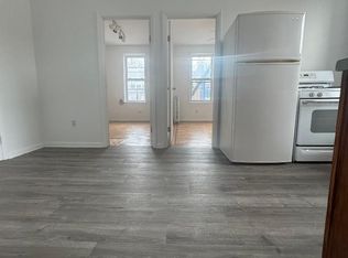 22-60 27th St #2B, Astoria, NY 11105