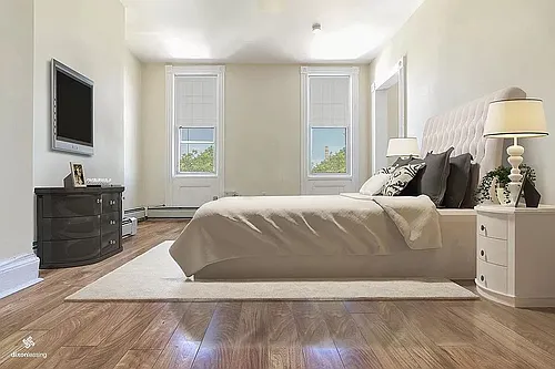 254 Van Horne St #2 Photo 1