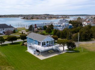 12 Sias Point Rd, Buzzards Bay, MA 02532