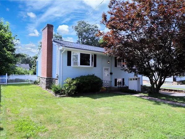 110 Hamlin Street, Manchester, CT 06040