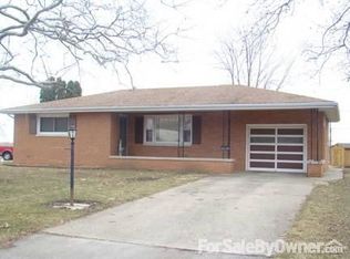 304 S Locust St, Pesotum, IL 61863