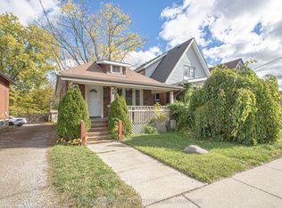 386 Wharncliffe Rd S, London, ON N6J 2M1