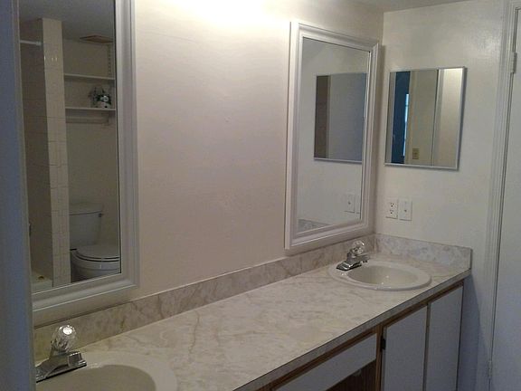 4th image of 1440 NW 45th St APT A9