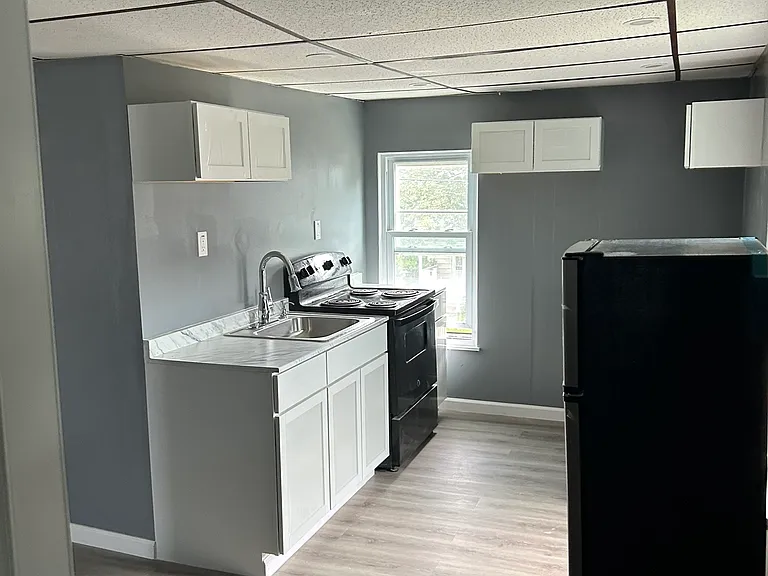 24 Burdick Ave #2 — Photo 6