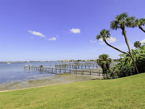 4th image of 155 Bluff View Dr APT 307