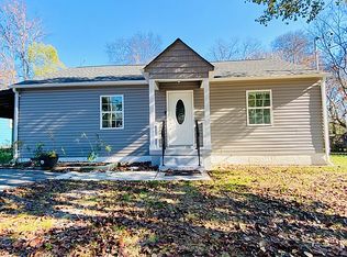 1312 Sewanee Dr, Chattanooga, TN 37412