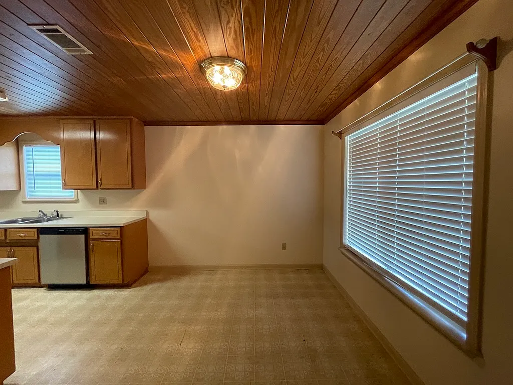 2745 Tyndall Drive - 1 — Photo 4