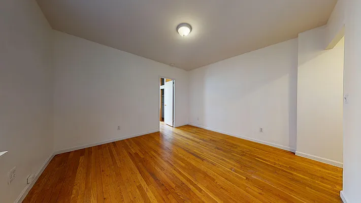 Rented by Bond New York | media 15