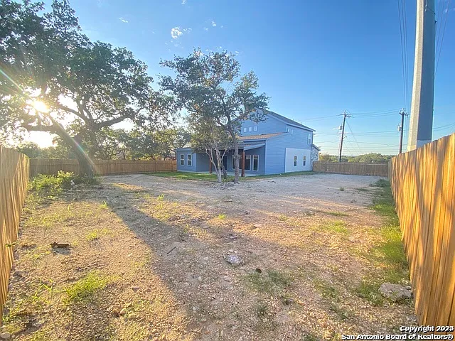2126 Village Pkwy — Photo 48