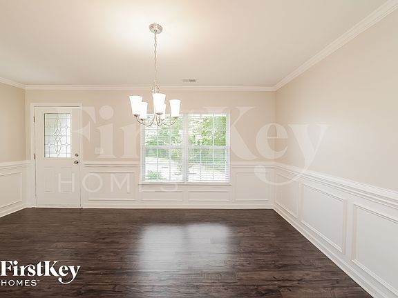 5th image of 1684 Castle Peak Dr