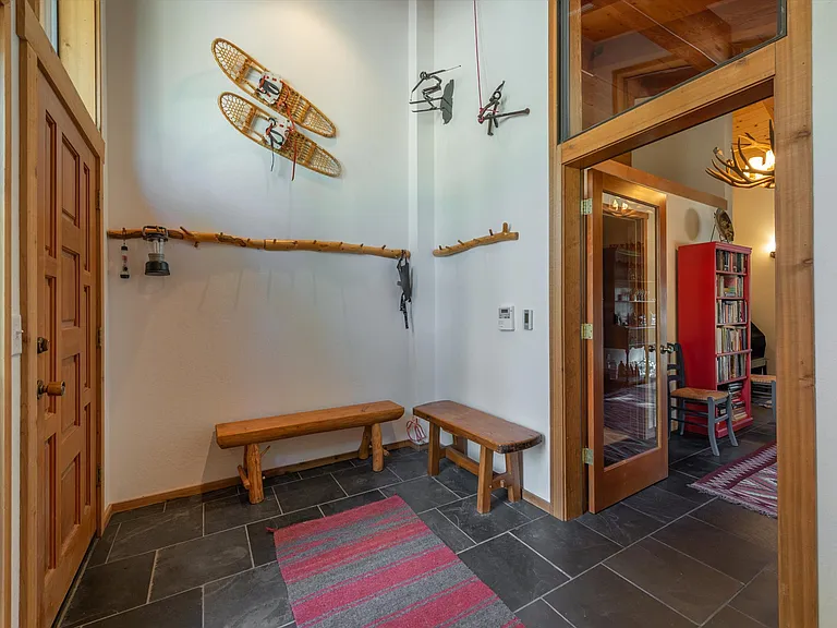 1466 Juniper Mountain Rd — Photo 6