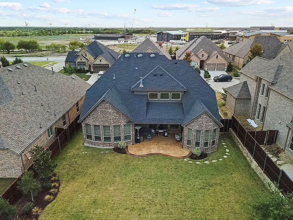 2nd image of 6204 Savannah Oak Trl