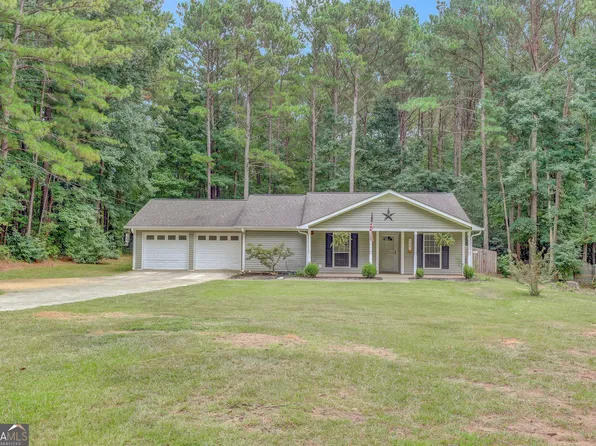 599 Lassetter Rd, Sharpsburg, GA 30277