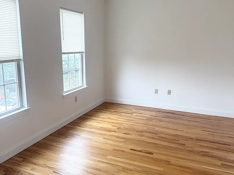 323 Union Blvd #3D — Photo 3