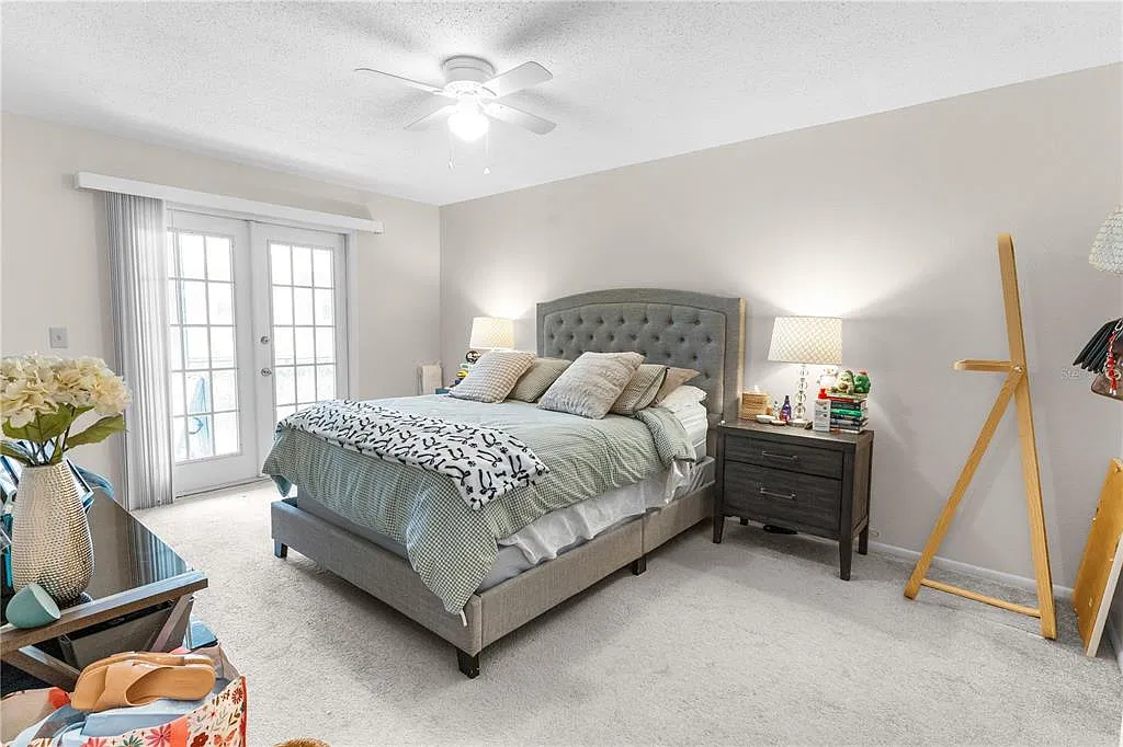 2 bed, 1.0 bath, 1060 sqft, $1,575 — Photo 4