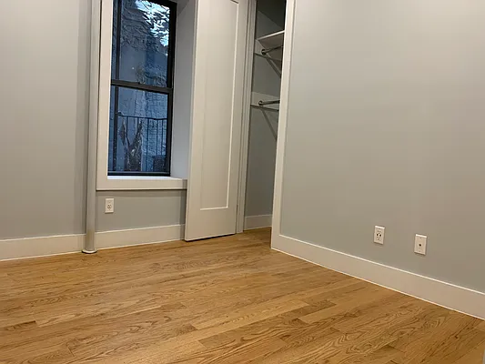 Rented by Compass | media 8