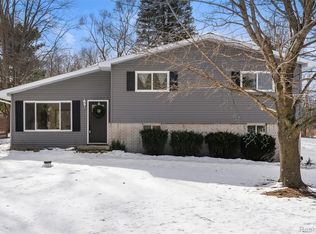 7067 Stanley Rd, Flushing, MI 48433