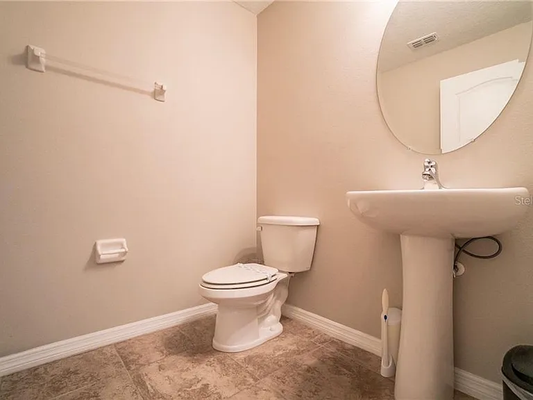 3595 Sanctuary Dr — Photo 4