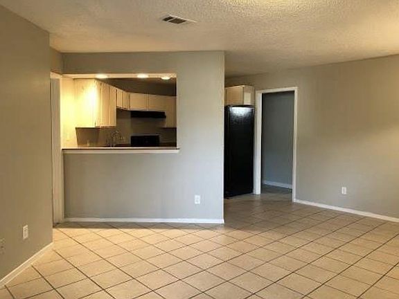 5th image of 7654 Ronnie Dr